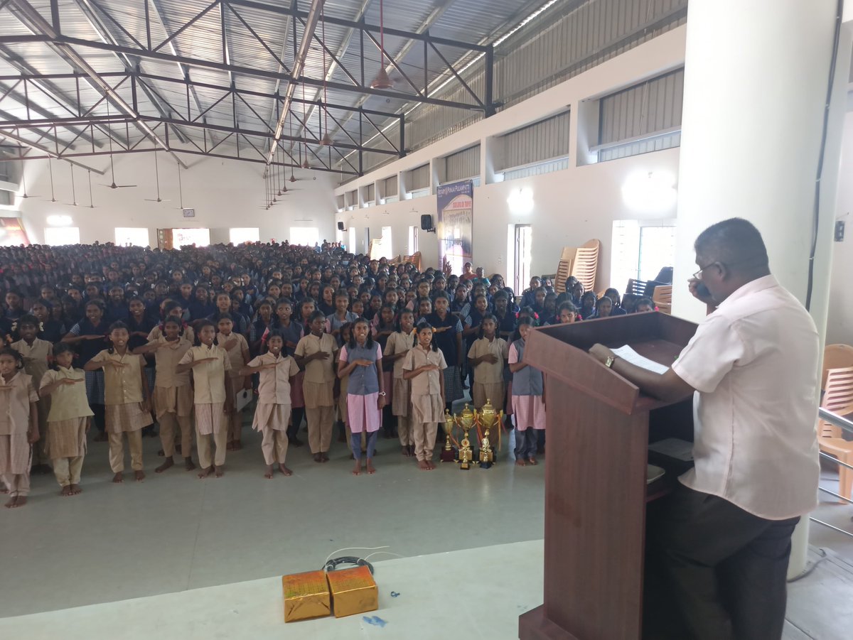 PPMOFFICE1's tweet photo. PUNJAI PULIAMPATTI MUNICIPALITY - SHS 2024- SBM WORKS AWARENESS AND SWTCHATTA PLUDGE https://t.co/rZoBLeBIBP