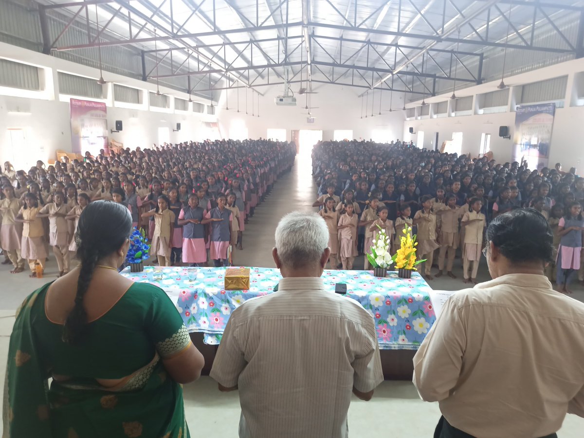 PPMOFFICE1's tweet photo. PUNJAI PULIAMPATTI MUNICIPALITY - SHS 2024- SBM WORKS AWARENESS AND SWTCHATTA PLUDGE https://t.co/rZoBLeBIBP