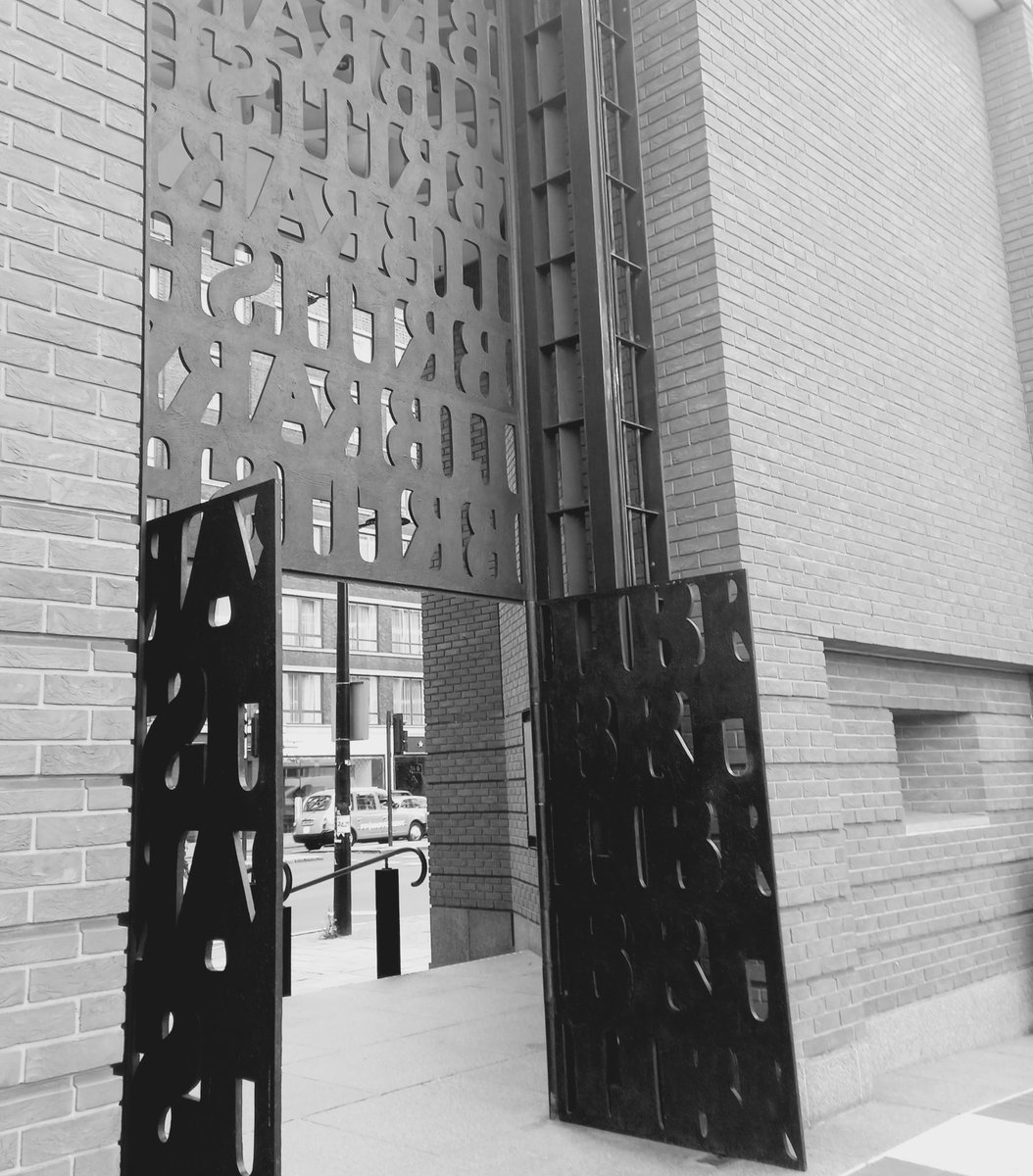 ALIANewGrads's tweet image. A few #ThrowbackThursday photos of the day from our ALIASNGG Secretary visit to @britishlibrary 

#librarytourism #library