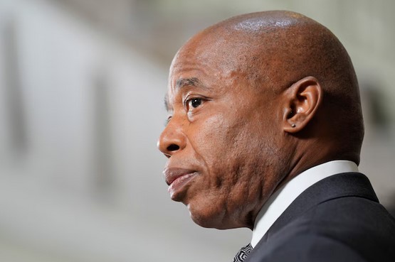New York City Mayor Eric Adams Indicted on Federal Charges

See More: tinyurl.com/2v27kmst
