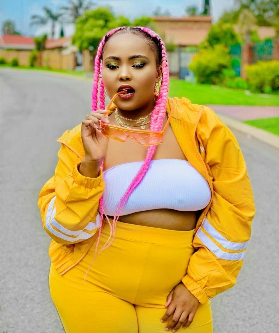 Musa Khawula on X: "Itumeleng Bokaba reveals that she was never paid nor initially credited for her involvement in Kwesta's hit single 'Mayibabo' co-produced by DJ Maphorisa and released in 2016. Itumeleng