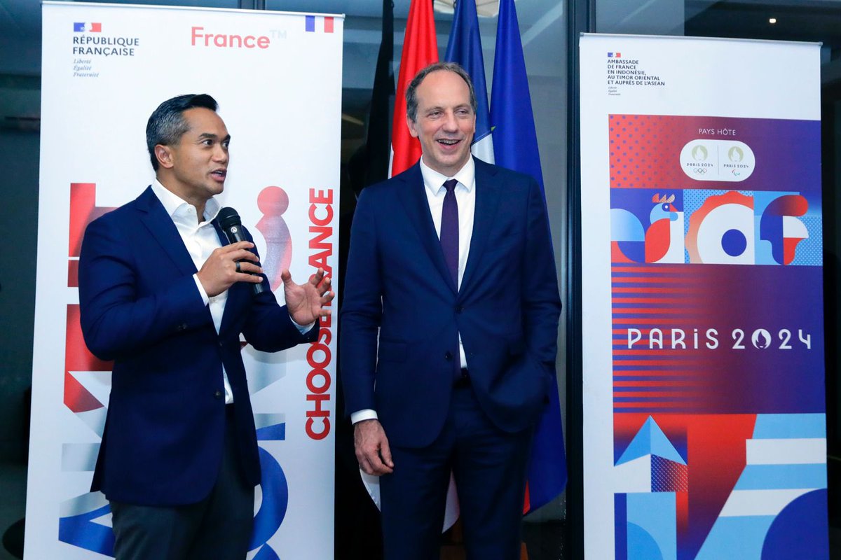 anindyabakrie's tweet image. Senang sekali bisa menghadiri undangan Duta Besar Prancis untuk Indonesia Fabien Penone yang menggelar acara Penutupan Olimpiade dan Paralimpiade Paris 2024 di Kediaman Dubes Prancis, Jakarta.

#Olimpiade #olimpiadeparis2024 #KedubesPrancis
