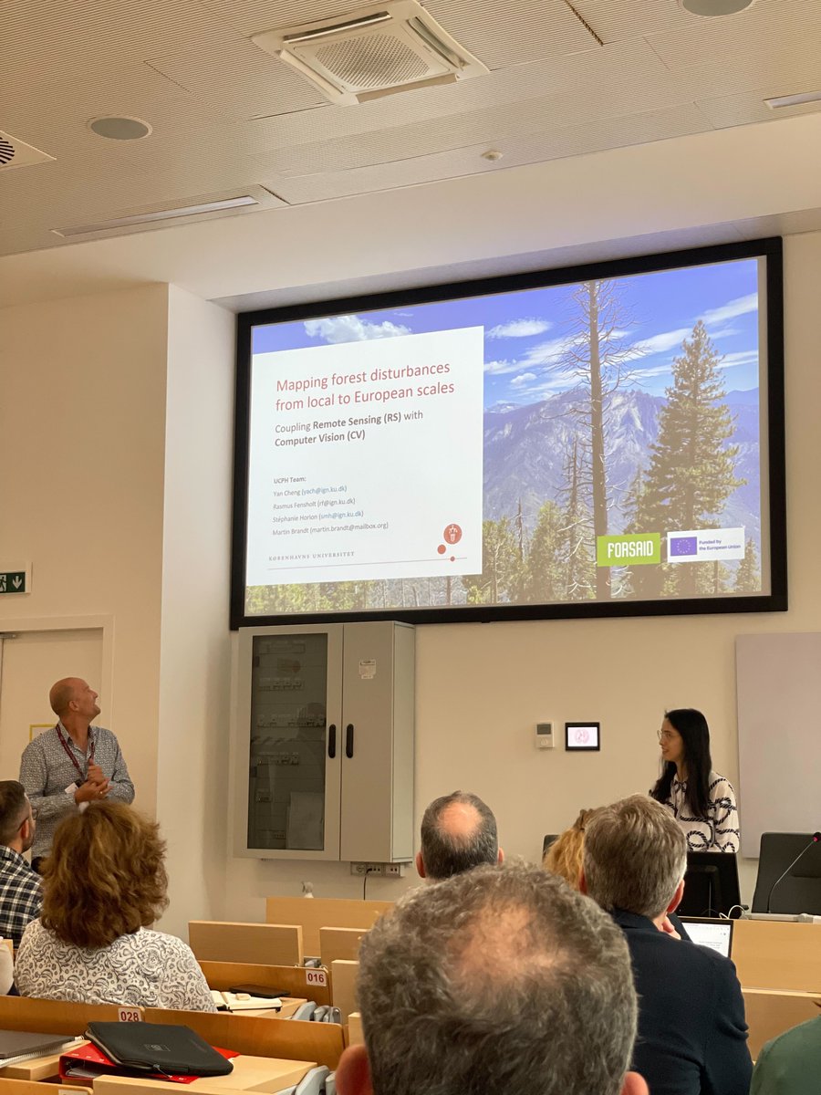 After lunch, we continue with the next work package, which is all about remote sensing! 

The key objective is the early detection of damage symptoms with a suite of #remotesensing methods, coupled with signal analysis using #AI to identify forest health anomalies! 🔬