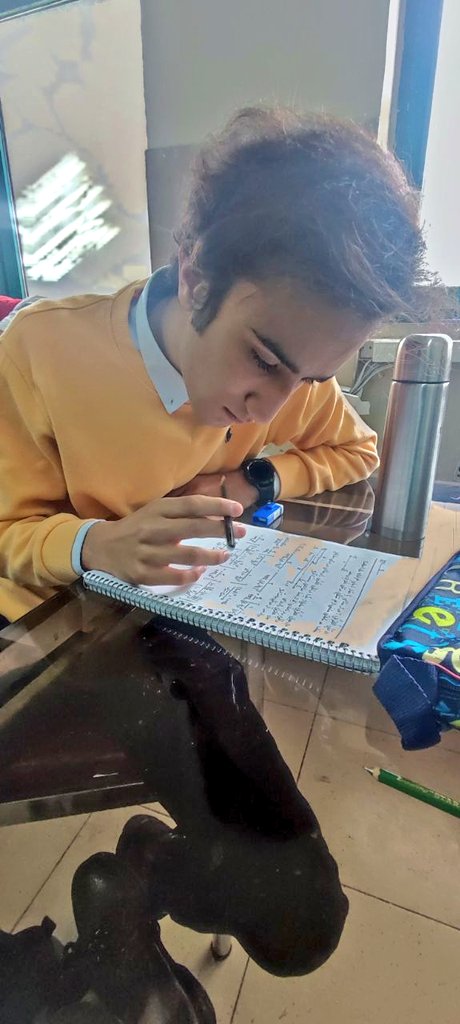 یک خسته tweet media