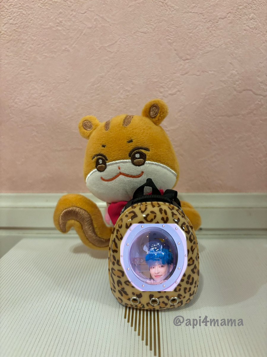 api4mama's tweet photo. 【HON活】

ホンパパのマネっ子。

『中から覗く』　　

#ateez 
#aniteez 
#TEEZMON 
#JJOONGrami 
#HANAMON
 #ガチャガチャ
#HONGJOONG https://t.co/3uikbqkQjA