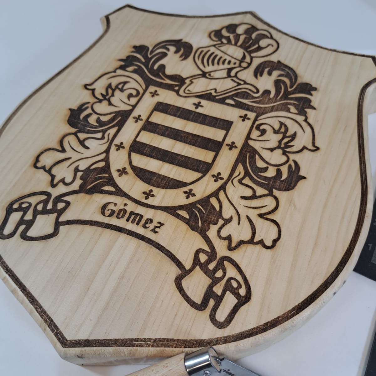 LEON3_D's tweet photo. Hoy os enseñamos unas fotos que nos ha pasado un cliente que tiene una máquina láser de nuestra gama. Trabajos personalizados para clientes que tanto nos gustan #leon3d #3d #impresion3d #leroymerlin #laser #laserengraving #trabajospersonalizados https://t.co/OblcJ4BZTD