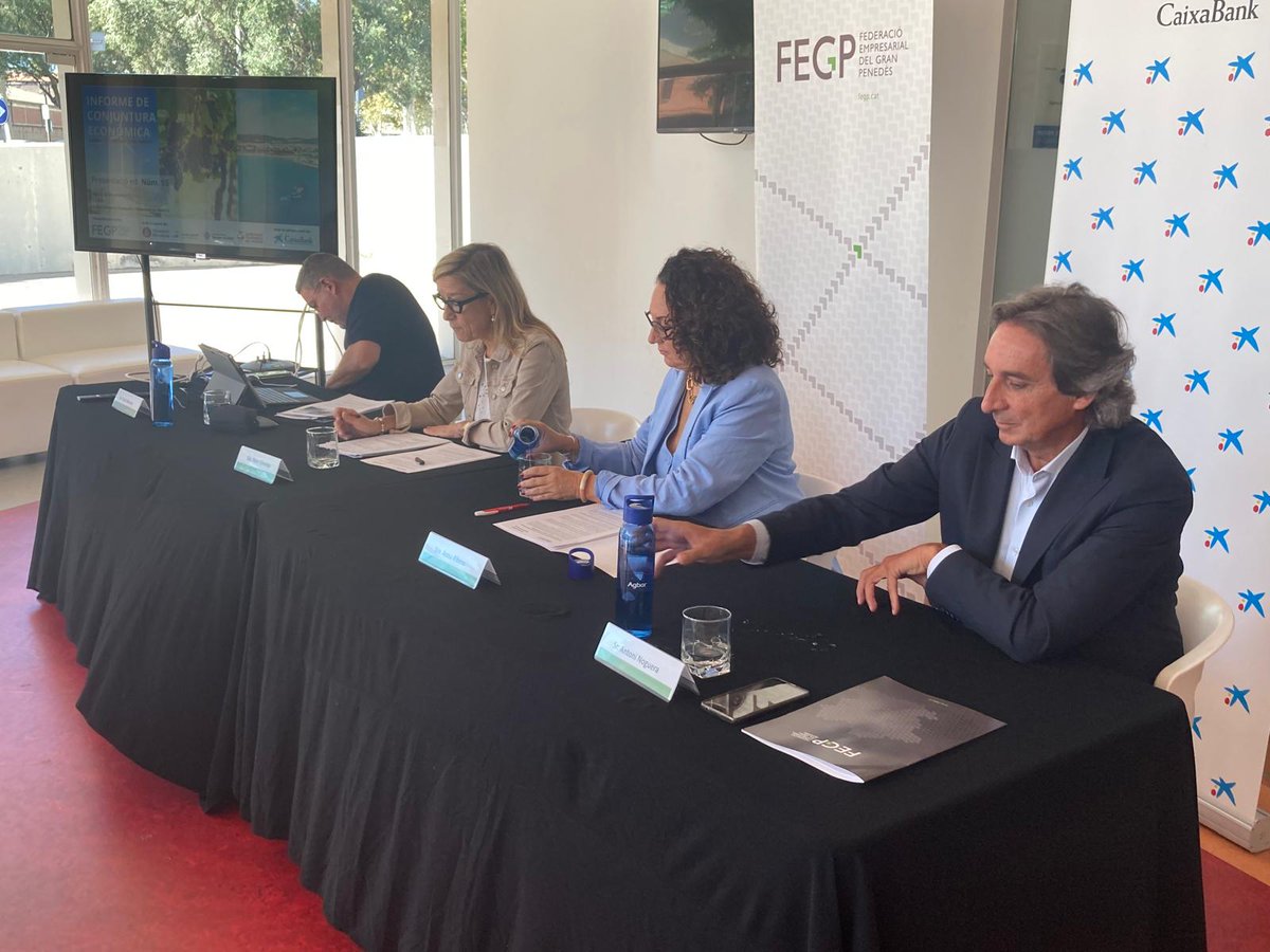 🔵 El Garraf mostra un creixement moderat en l'ocupació durant el primer semestre del 2024. Els sectors de serveis, indústria, construcció i hoteleria han estat tractors d'activitat i creacio d'ocupació. 

📈Així ho indica l'Informe de conjuntura econòmica de la <a href="/FegpComunicacio/">FEGP</a>