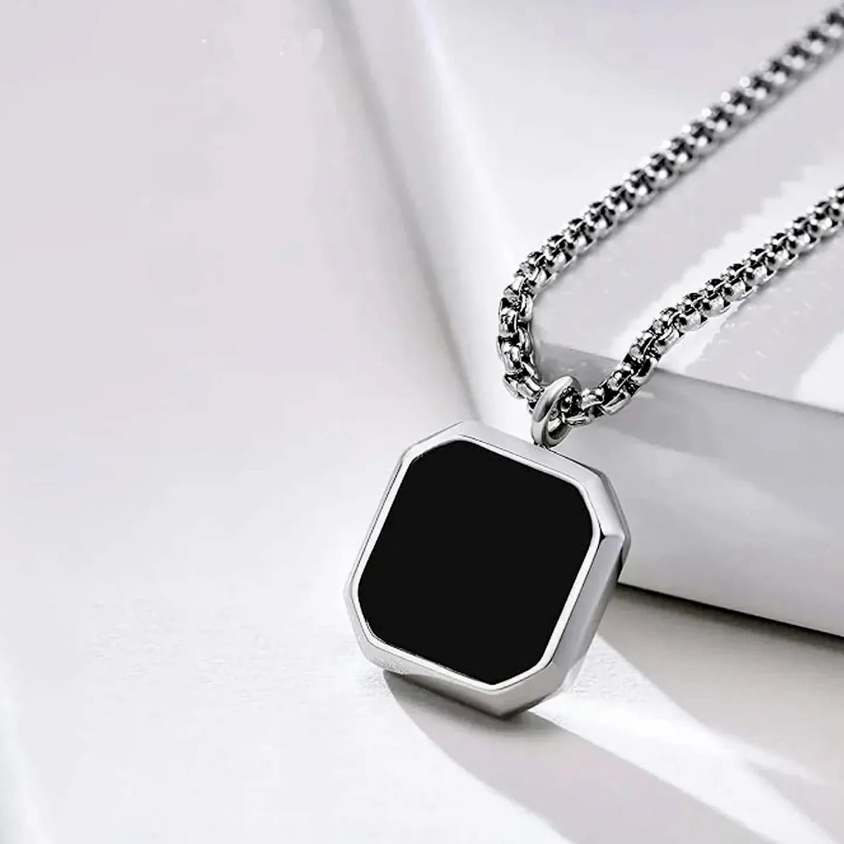 's tweet image. Small details, big impact.

#offmint #accessories #pendent #explore #bestseller 

[Offmint, Accessories, Explore, Trending, Viral]