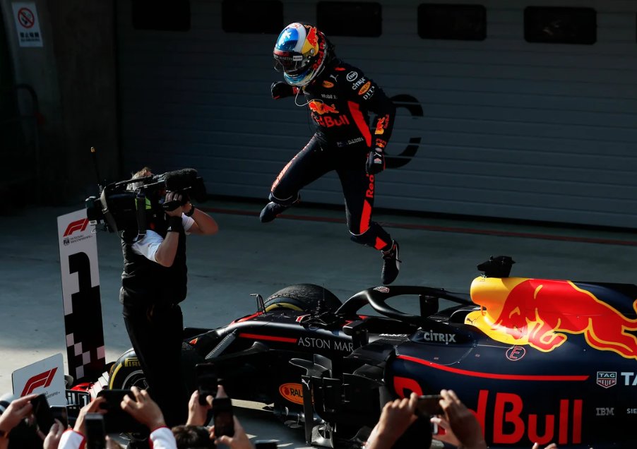 On Daniel Ricciardo.

One of the last races I watched as a fan before calling F1 full time was China 2018. I was off the sofa cheering that day because his driving brought you to your feet.

His performance in all the races he won was a late braking reminder of why we love F1
1/3
