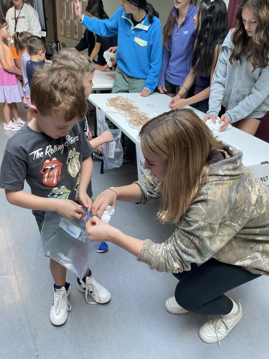 Elboya School (@elboyacbe) on Twitter photo Older buddies helping tie dye orange shirts so they can be worn in honour of Orange Shirt Day. #wearecbe <a href="/yyCBEdu/">Calgary Board of Education</a> @Indigenous_cbe Older buddies helping tie dye orange shirts so they can be worn in honour of Orange Shirt Day. #wearecbe <a href="/yyCBEdu/">Calgary Board of Education</a> @Indigenous_cbe