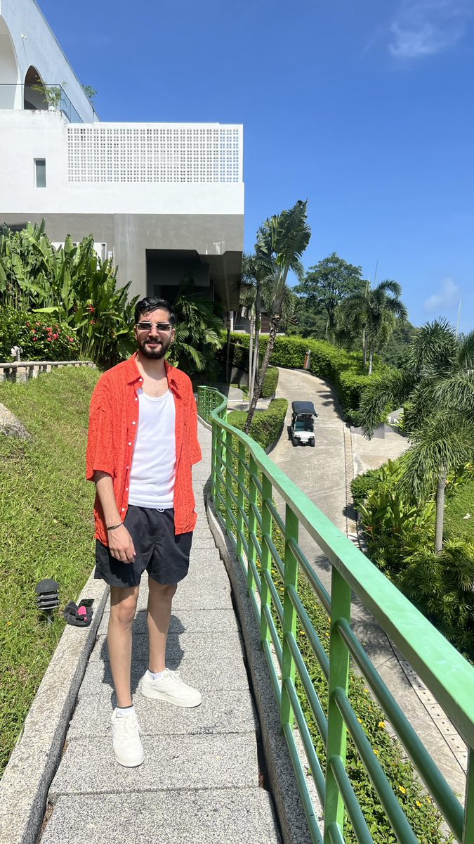 moath_hz's tweet photo. ☀️🌴 https://t.co/UD50KX2xuC