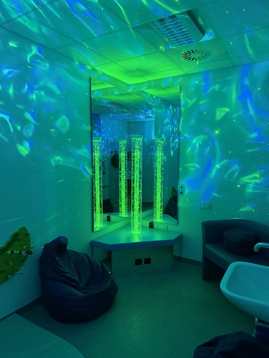 Laura Worrall tweet media