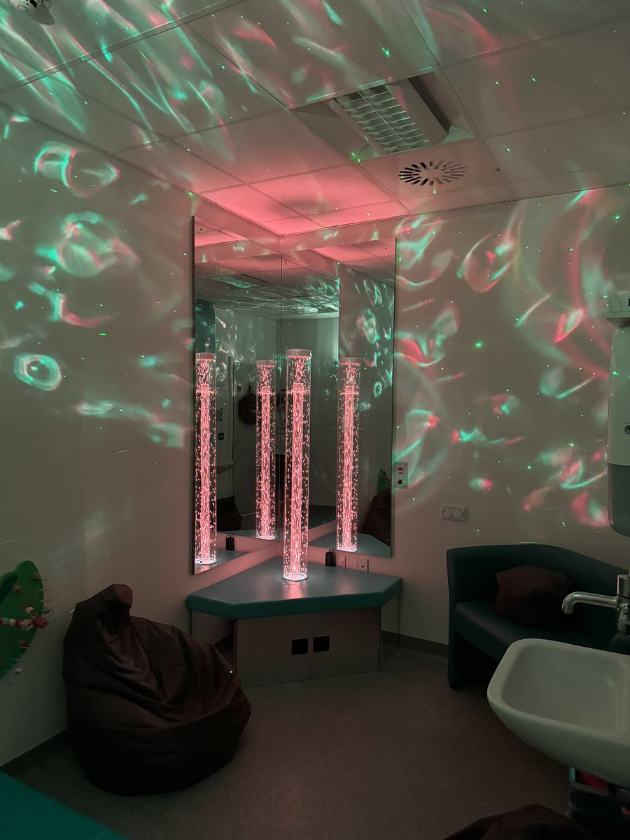 Laura Worrall tweet media