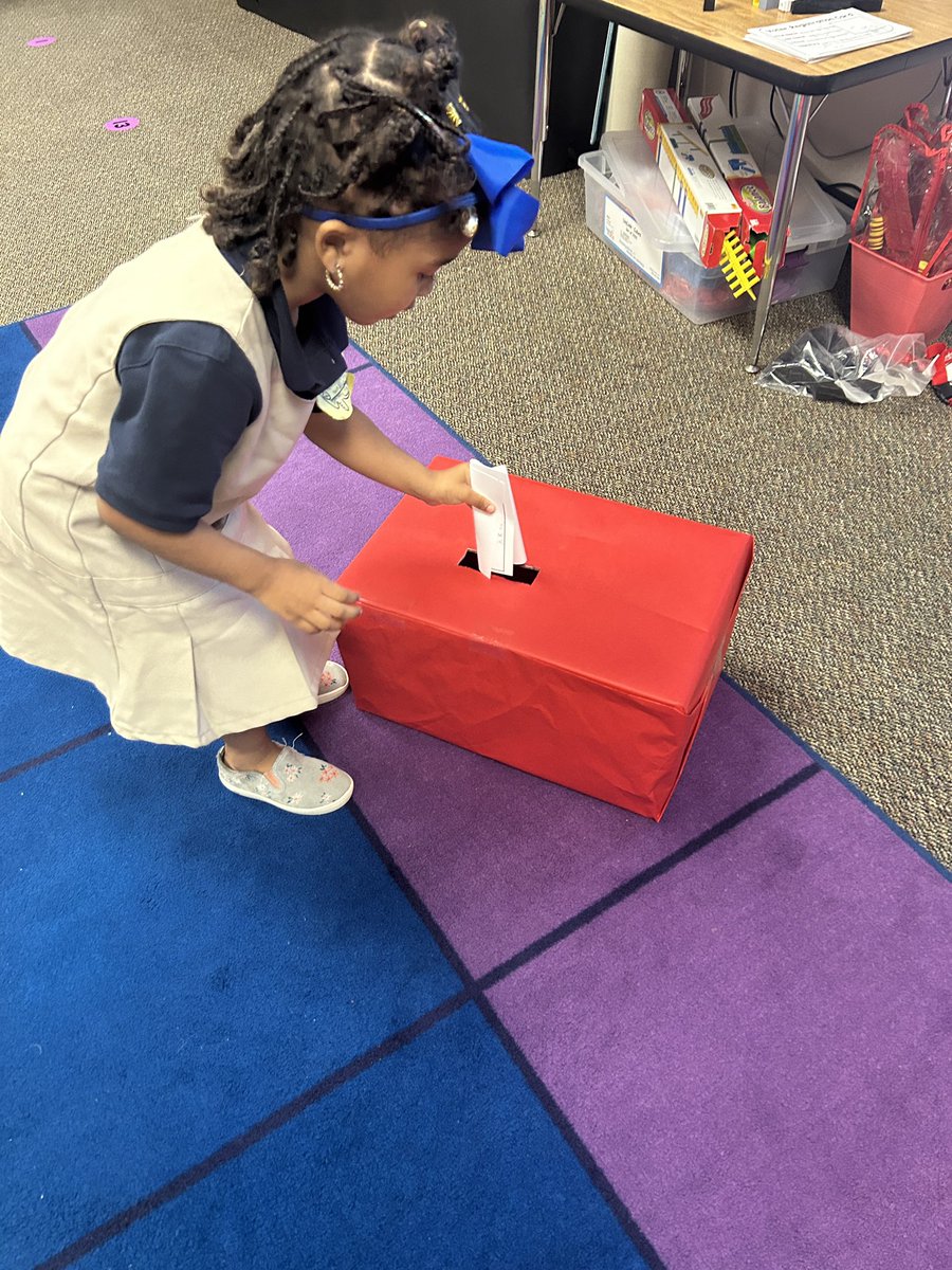 BillionaireUUSA's tweet image. Whether you’re voting for your favorite pet or @AliefISD VATRE, MAKE YOUR VOICE HEARD!#AliefVotes @OutleyE Votes