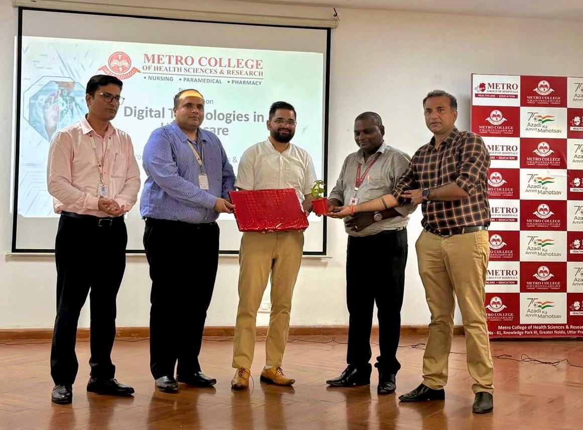 MetroCollege1's tweet photo. Metro College of Health Sciences &amp; Research, led by Dr. Sonia Lal Gupta and Dr. Kanak Lata, held an industrial workshop on digital healthcare technologies by Mr. Ravi Singh Kushwaha, benefiting students immensely.

#DigitalHealthcare #StudentDevelopment  #HealthcareTechnology https://t.co/2fUGO1ys0a