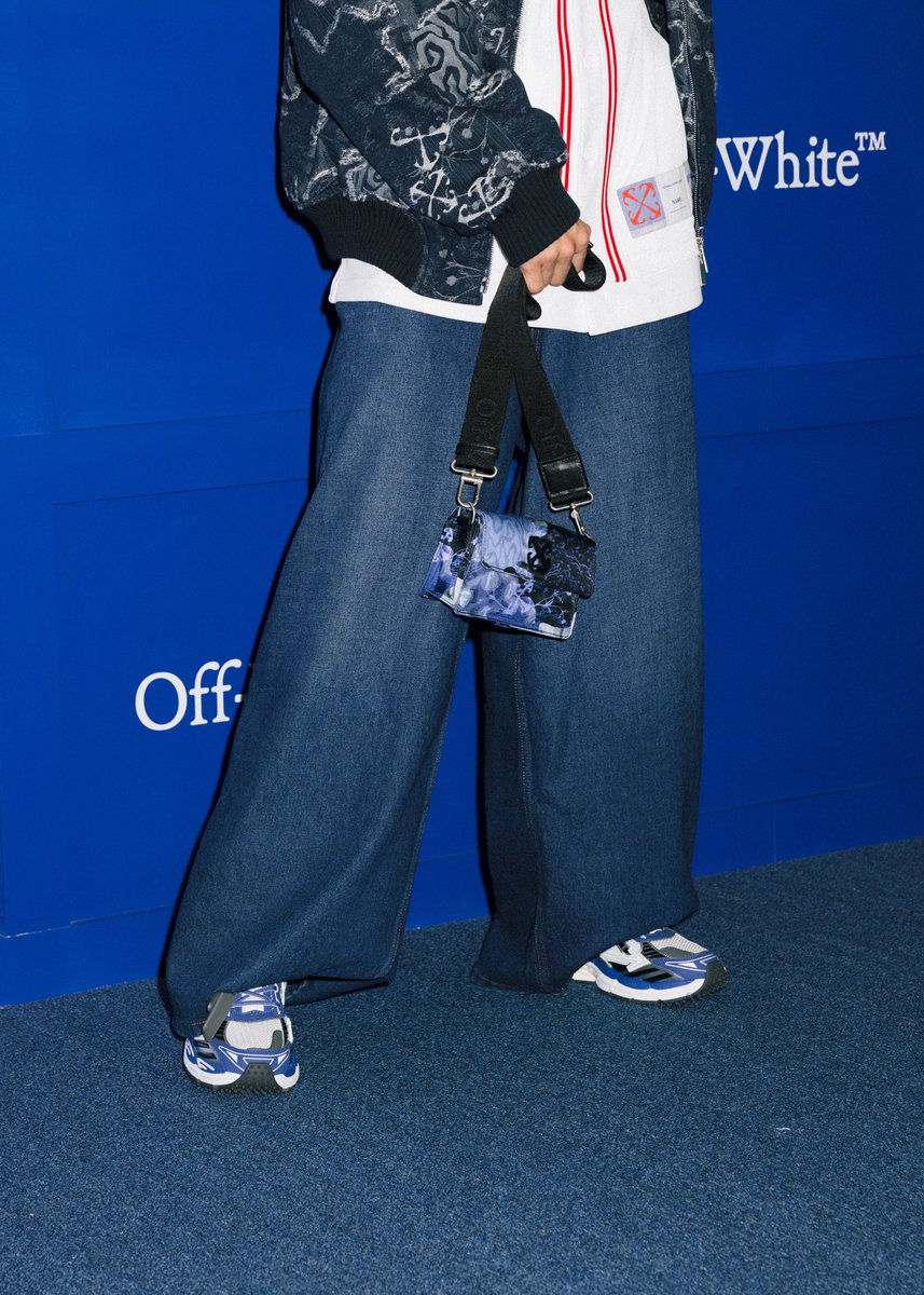 khunppol's tweet image. แอคอาร์ทสมาทเท่อเบเบี้สมาทเท่อ
#KHUNPOL
#BUSbecauseofyouishine