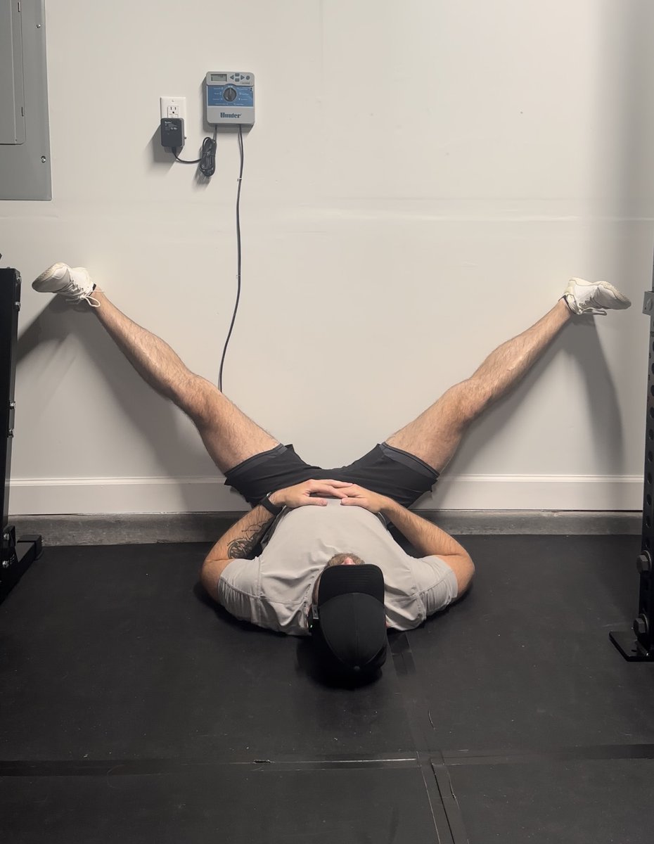 NaturalMVMT's tweet image. Having mobile hips is essential as we age. 

Lose your ability to move at the hips &amp;amp; your quality of life decreases significantly. End of story. 

Open your hips in these 4 key areas...
🧵🧵🧵