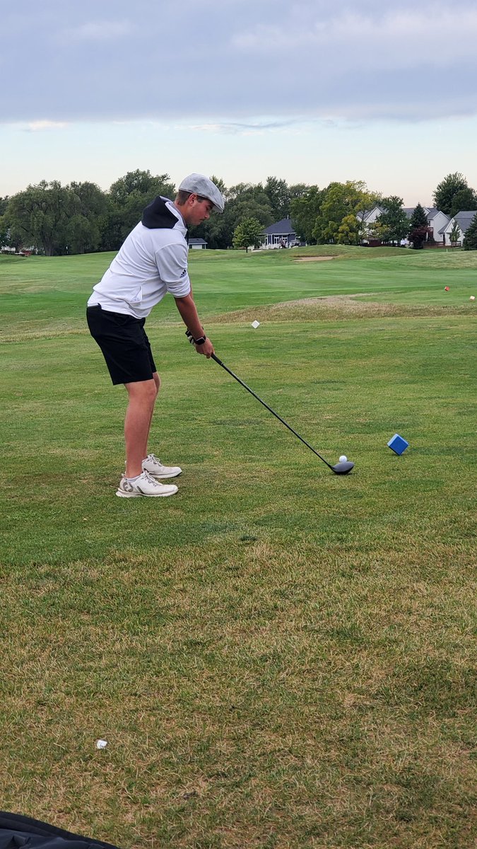genoa_golf's tweet photo. Today's Sectionals at Eagles Landing is overcast with a NE wind. First for the Comets, at the 8:30 tee time Senior Caleb Klatt. https://t.co/scE9IPsOIl