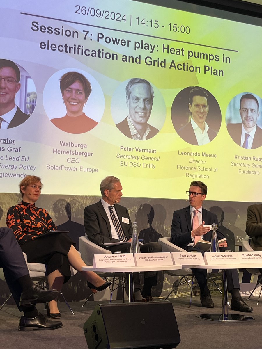 helloheatpumps's tweet image. 🔊 Session 7 of the #HPForum is now LIVE

We&apos;re diving into how heat pumps are revolutionising electrification and transforming the grid, with insights from an expert panel of industry leaders.

More info 👉🏻 hp-forum.eu

#HeatPumps #Electrification #EnergyTransition