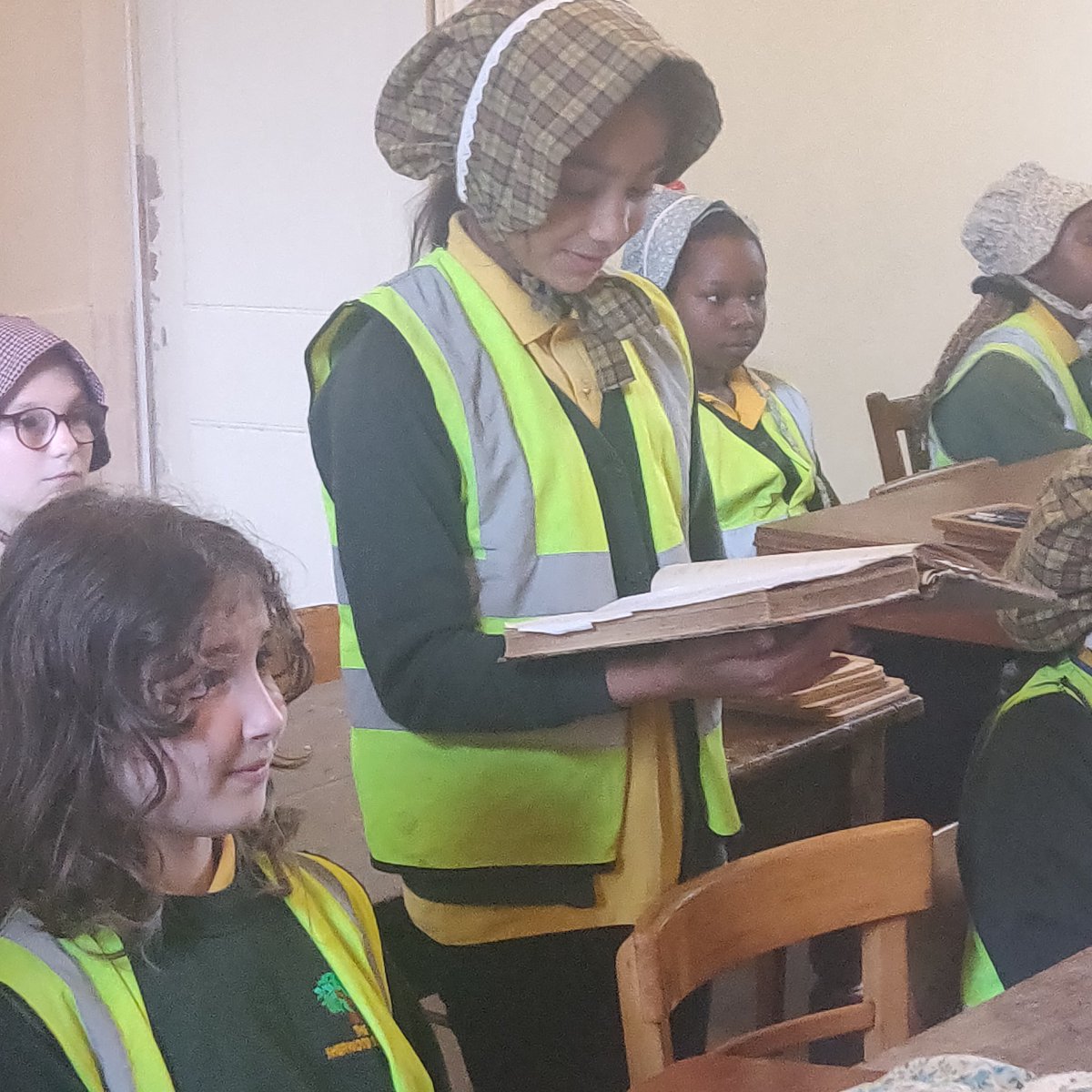 sherwoodprimary's tweet photo. A Victorian school day! The children in Year 6 are learning what school was like in the Victorian era. #Victorians #History #learningisfun https://t.co/5jsRlwDhtV