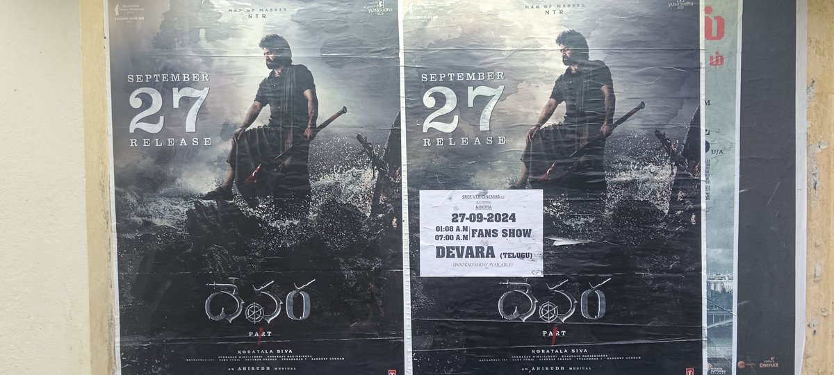GDHARMARAO7's tweet photo. 1AM show NINDRA 
@ChittoorNTRFans @worldNTRfans @DevaraMovie @thirupathintrfans @nagarintrfans @putturNTRfans @DevaraBookings https://t.co/roiVZjLnln