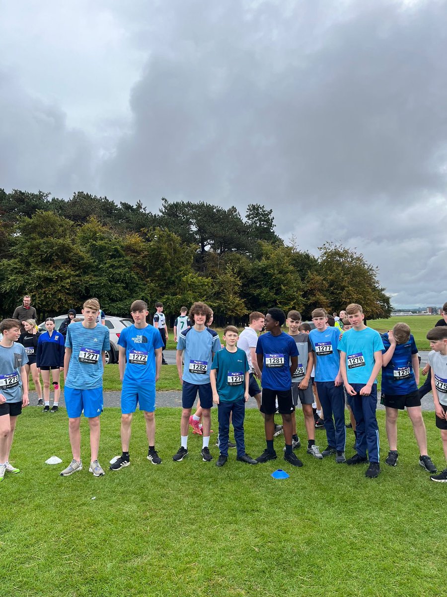 Some great performances by our X-country team in the phoenix park this morn. Well done all👍🥇🥈🥉