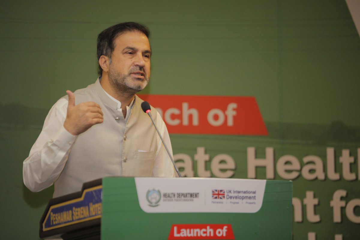 E4HProgramme's tweet image. To combat climate-health challenges, Adviser to the Chief Minister KP on Health, Advocate Ihtisham Ali announced the establishment of a Climate Change Cell within the Health Department KP, emphasising the urgent need to raise awareness about the health impacts of climate change.