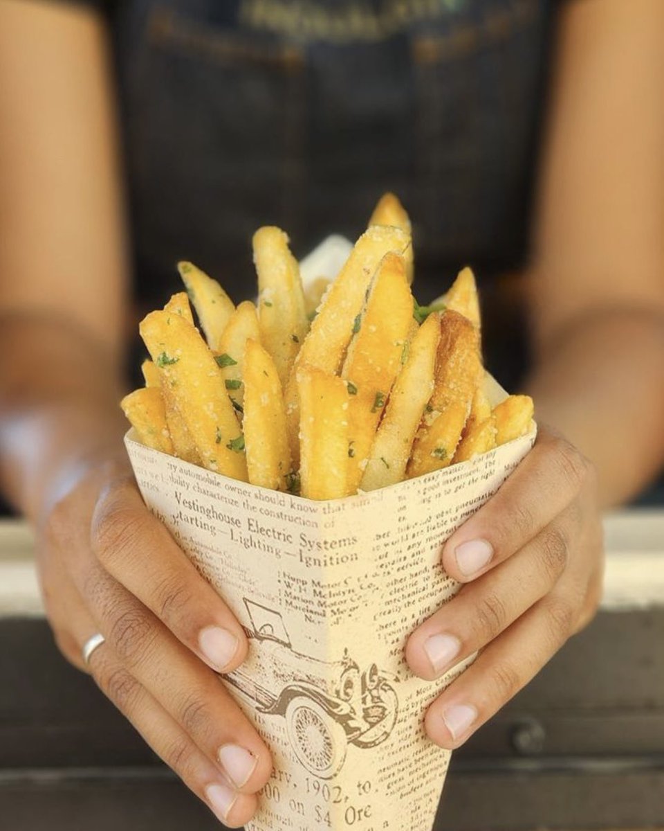 Downtown Oxnard tweet media