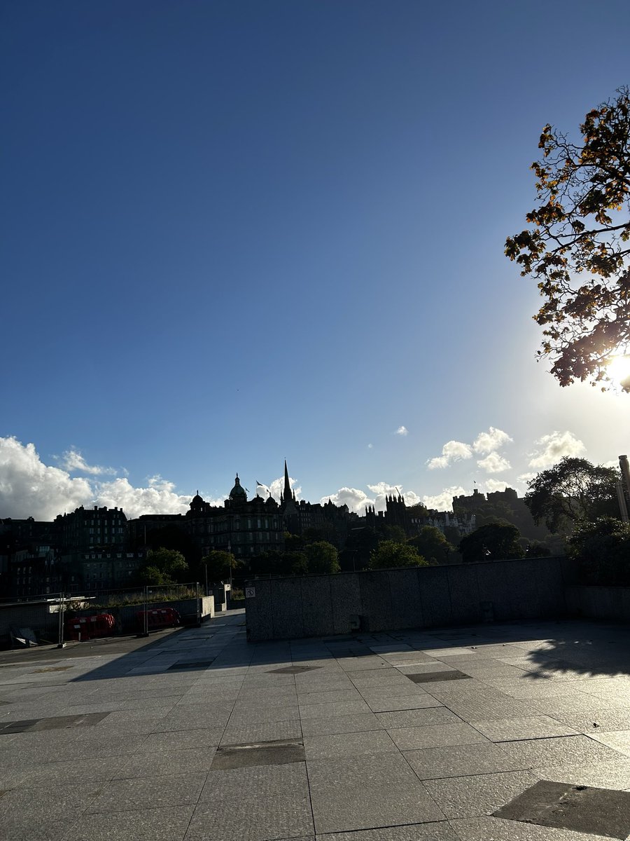 Home after a fantastic two weeks of conferences #ESCP2024 and #ICTMC2024 great to catch up with inspiring supervisors, colleagues, and collaborators and to present work from my PhD, watch this space for upcoming publications!