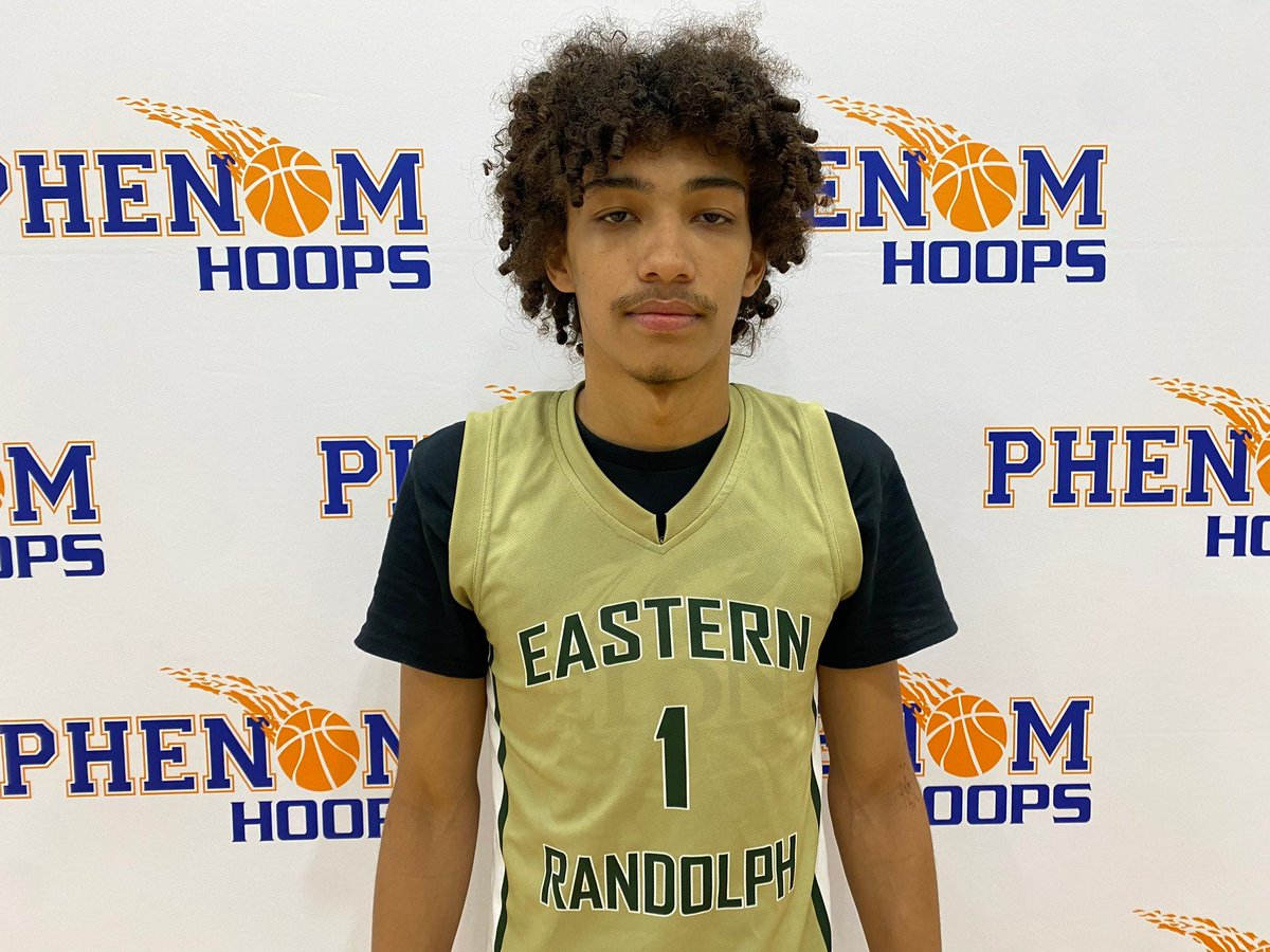 Big Senior Season Ahead: North Carolina (Part 3)
#PhenomHoops 

Read here: phenomhoopreport.com/big-senior-sea…