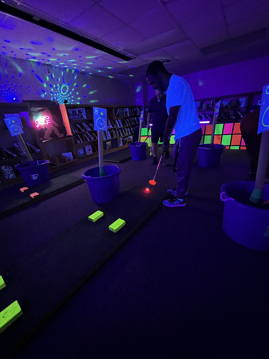 GCShealthandpe's tweet photo. Thank you to @pe_gator for hosting the October Elementary Professional Learning! #teachershelpingteachers @GenGreeneGators #cosmicpe https://t.co/LlFqzTyMPN