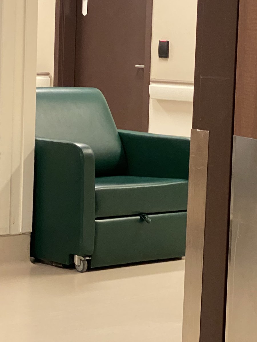 Wondering if <a href="/TD_Canada/">TD (Canada)</a> is visiting my hospital floor. #tdcanada #greenchair #hospital