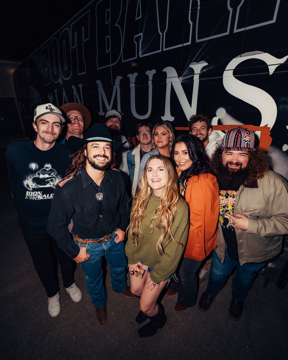 IanMunsick's tweet photo. Up to Idaho!!! Been a blast having Ole 60 &amp; @JennaLaMaster , @KaseyTyndall , @farenrachels on The Country &amp; WESTern Tour. See you this weekend Salt Lake City &amp; Casper 🤠🎻🔥 https://t.co/iNmFxikrSx