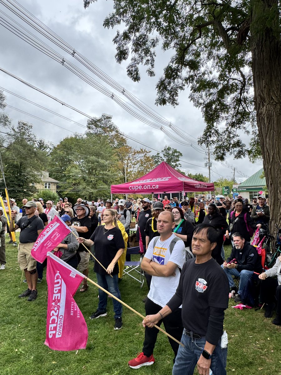OSBCU stands with CUPE Local 2361 at Western University! 💪 These vital workers deserve fair wages and respect. With support from CUPE National President Mark Hancock, we unite for change. Together, we’re powerful! #Solidarity #EnoughIsEnough <a href="/psacafpc/">PSAC AFPC</a> <a href="/UWOFA/">UWOFA</a> <a href="/cupenat/">CUPE National</a>