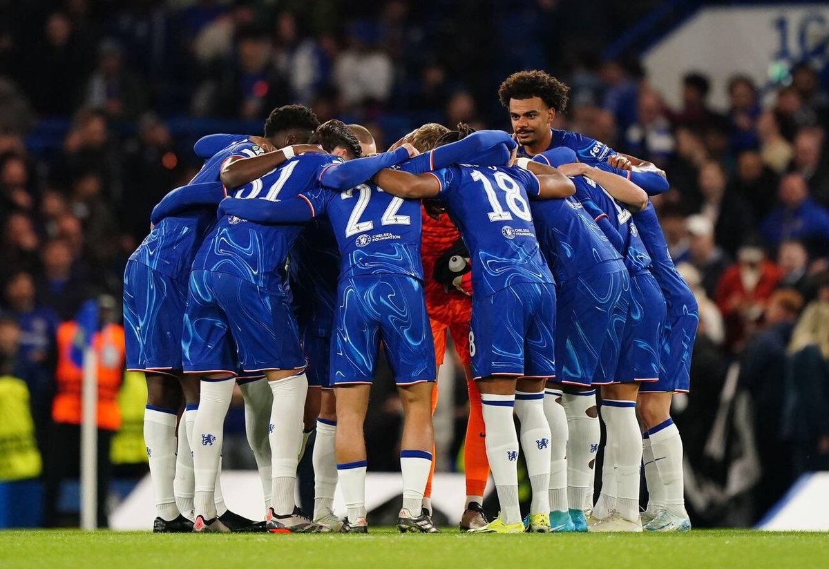 cfccarnz's tweet photo. Nights at the bridge. We keep the momentum going.

Thanks for your support blues!💙 #Chelsea https://t.co/sGrBHKt3ez