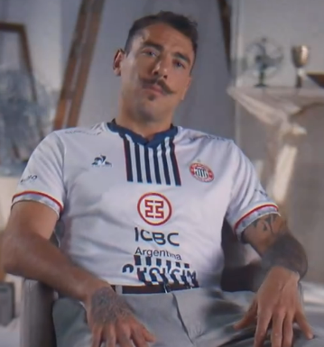 Primera cita

cómo va ella // cómo voy yo