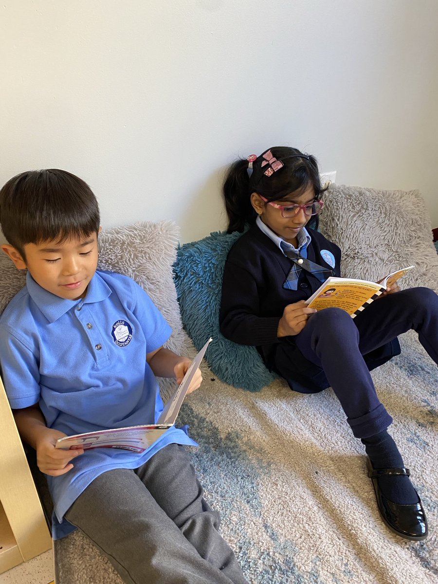 MsMillersClass2's tweet photo. Practicing our reading skills and enjoying a good book in class. ⁦@KellsElementary⁩ https://t.co/HYgFebYz77