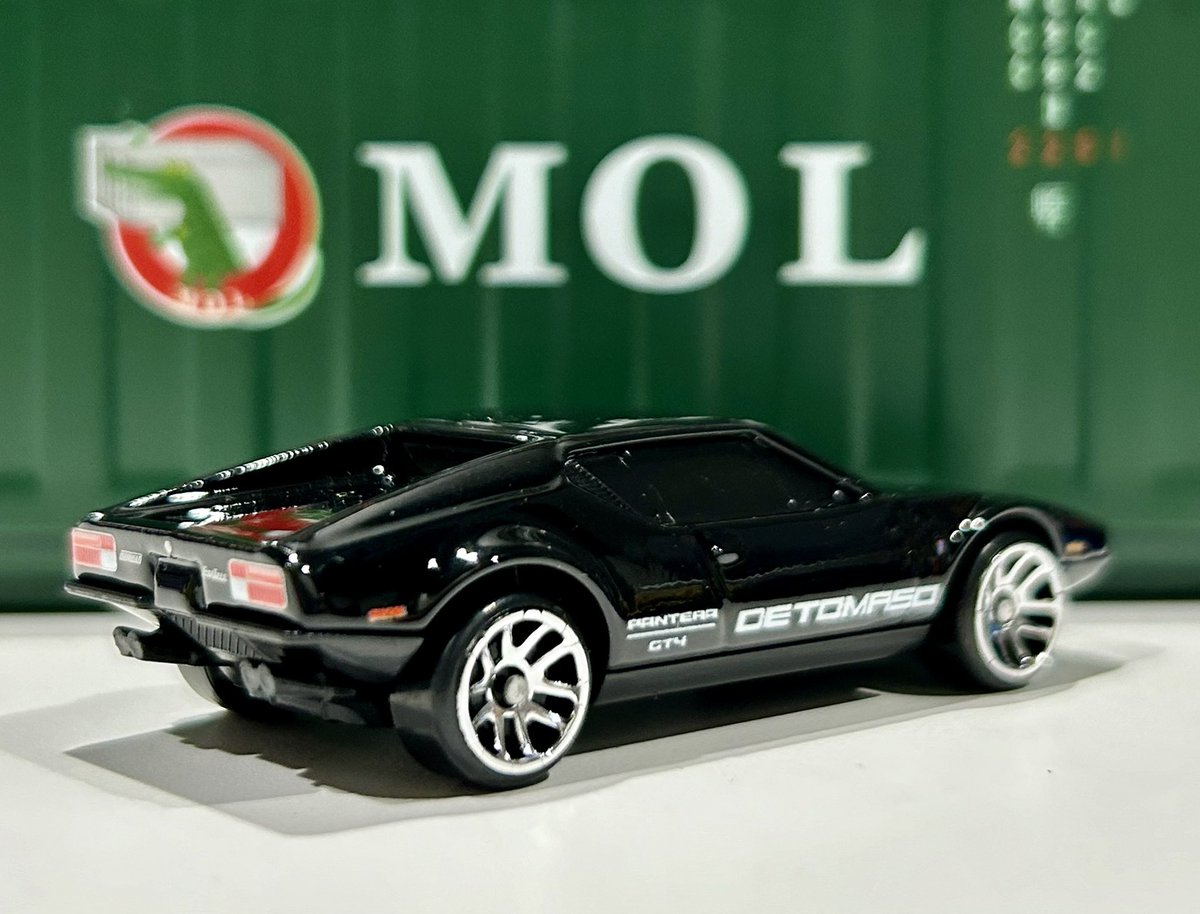 2022Kyo's tweet photo. DE TOMASO PANTERA
ホイールがデカいけど塗装綺麗じゃん
プラシャーシは初めてかな?
#ホットウィール
#hotwheels
#detomso https://t.co/sF6gmdr1bx