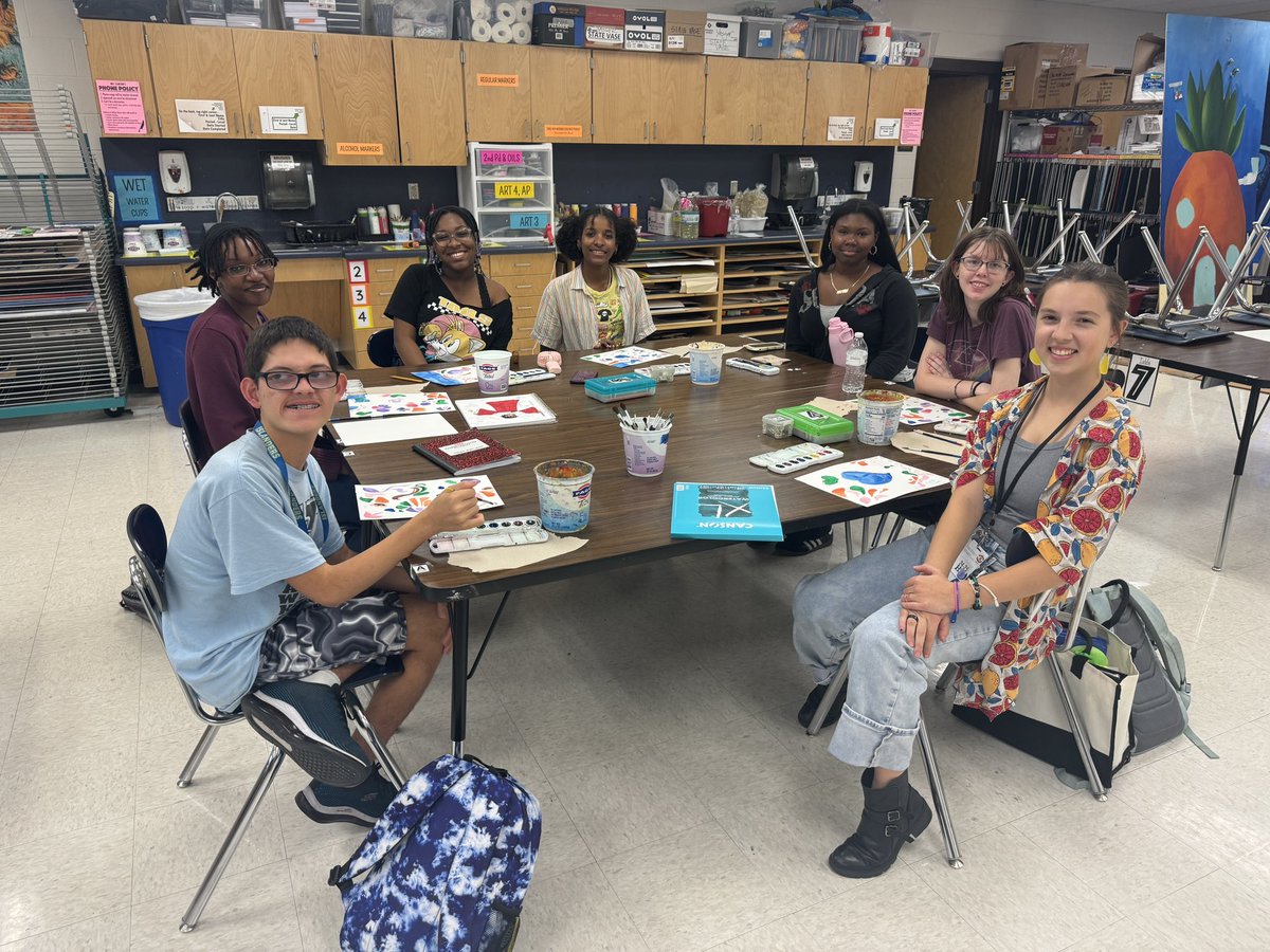 Art Club creating collaborative watercolor paintings! 🎨 🖼️ 🩵 Feel free to join us next Thursday (Oct. 10) in room F127! (4:30-5:30pm) <a href="/NISDHarlan/">Harlan High School</a> <a href="/NISD_FineArts/">Northside Fine Arts</a> <a href="/harlanhawkmedia/">Harlan Hawk Media</a> <a href="/TeriYasger/">Teri Yasger</a>