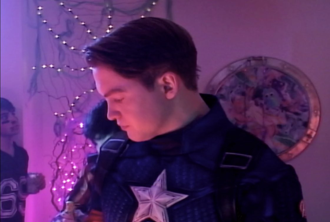 Heartstopper will always be such a special show to me. Stream Season 3 now! 🍂🎪