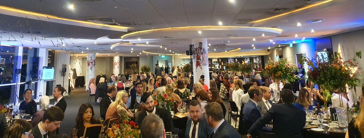 Great to be at the <a href="/unisouthampton/">University of Southampton</a> #VCAwards2024 with the Antibody &amp; Vaccine Group <a href="/UoS_Medicine/">Southampton Medicine</a> <a href="/CCI_UoS/">Curing Cancer UoS</a>- great atmosphere and amazing venue <a href="/SouthamptonFC/">Southampton FC</a>