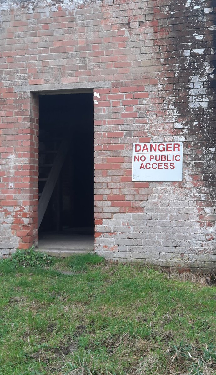 LadyGrace27's tweet photo. A dangerous door! 💥
One of my annual visits to Imber Village on Salisbury plain...
#AdoorableThursday
(Love this hashtag)
#NoContextDoors #doors #doorstober24 #imber https://t.co/vkOJkTaXc5