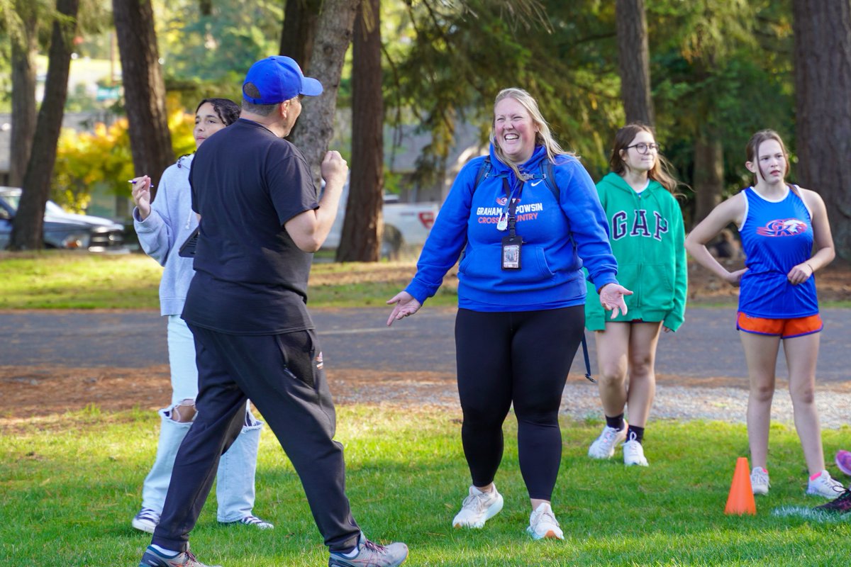 uw_ial's tweet image. Miranda Fickle is a full-time high school Health and Fitness Educator currently pursuing her master’s degree from the UW IAL M.Ed. program. Alongside her full-time job and coursework, she also coaches Girls Cross Country at Graham-Kapowsin High School.

#IALFAM