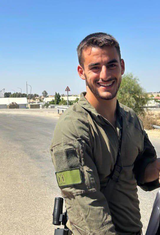 danilerer's tweet photo. El soldado Israelí Ben Zion Falah, de 21 años, cayó en combate en el sur del Líbano.

Bendita sea su memoria 🕯 https://t.co/YHQGtLvP28