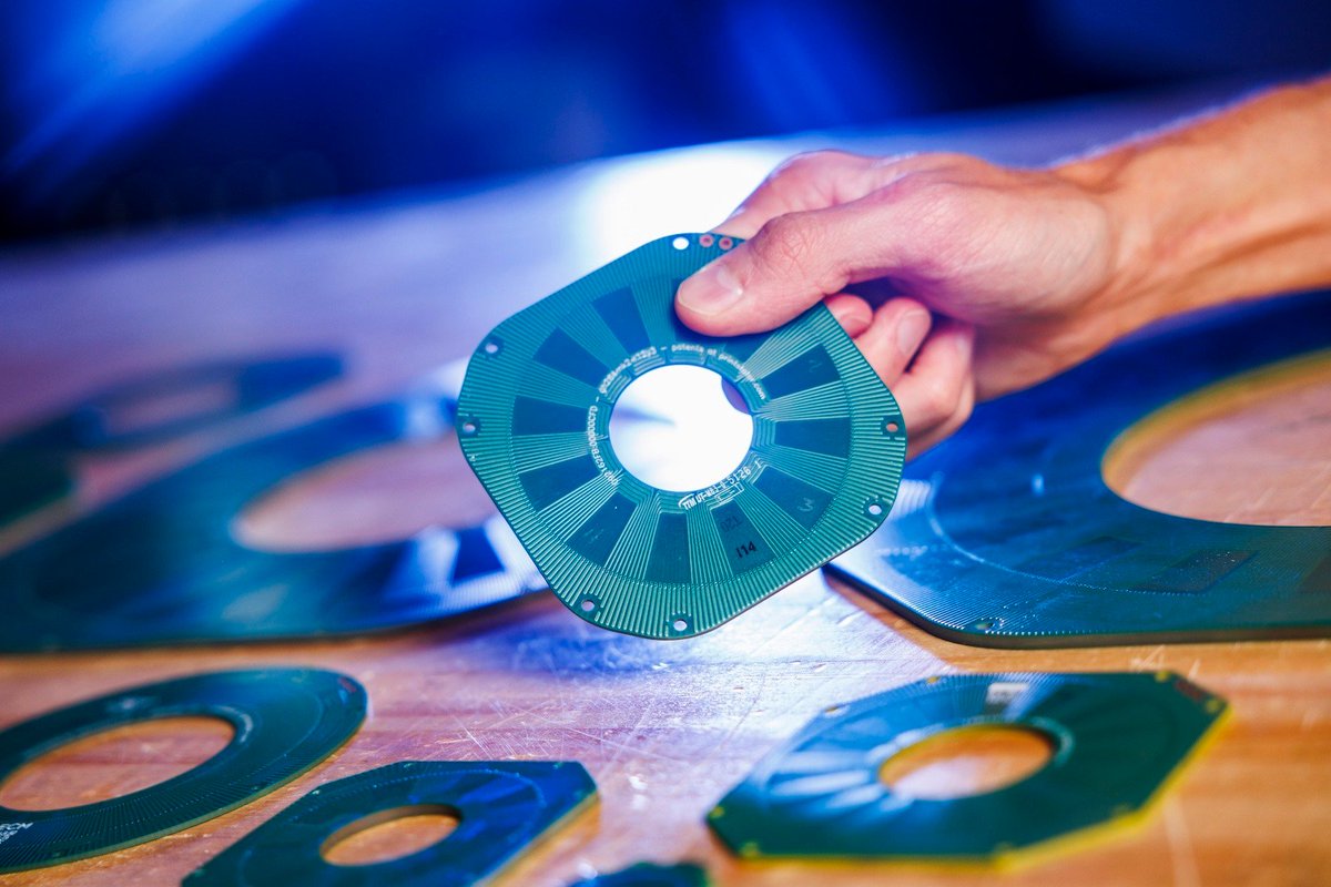 pcbstator's tweet image. 🌍 Different industries have unique motor needs. With ECM&apos;s #PrintStator, you get unmatched flexibility to optimize performance and dimensions across HVAC, appliances, medical devices, robotics &amp;amp; more. Customize your own PCB Stator today: hubs.ly/Q02S1dTs0 ⚙️