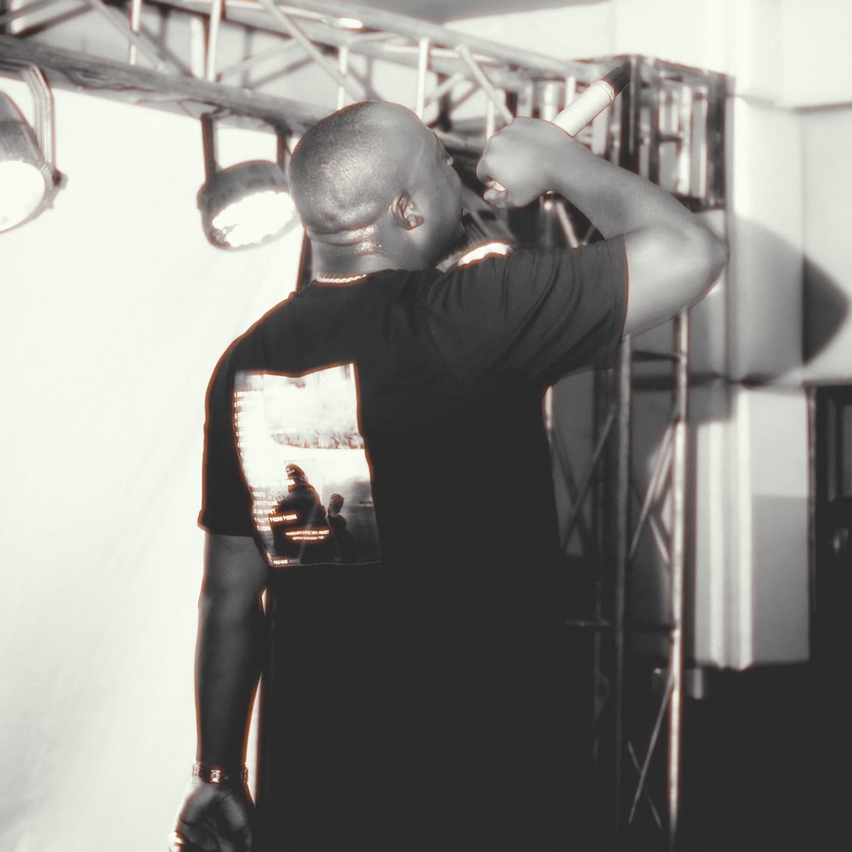 JrMoneyOfficial's tweet photo. KICK IT NASI / SHUTDOWN LIVE 2024 #moneyboys #pbenob #arusha #moshi #tanzania https://t.co/ubVY65SEoE