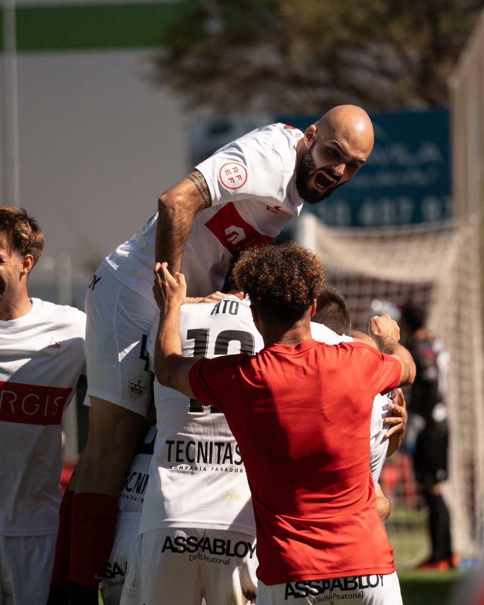 🍍🫂 ¡Abrazo de familia! ¡Ganas de volver a celebrar juntos!

#VamosSanse🇵🇱
#LaUniónEsNuestraFuerza💪🏼