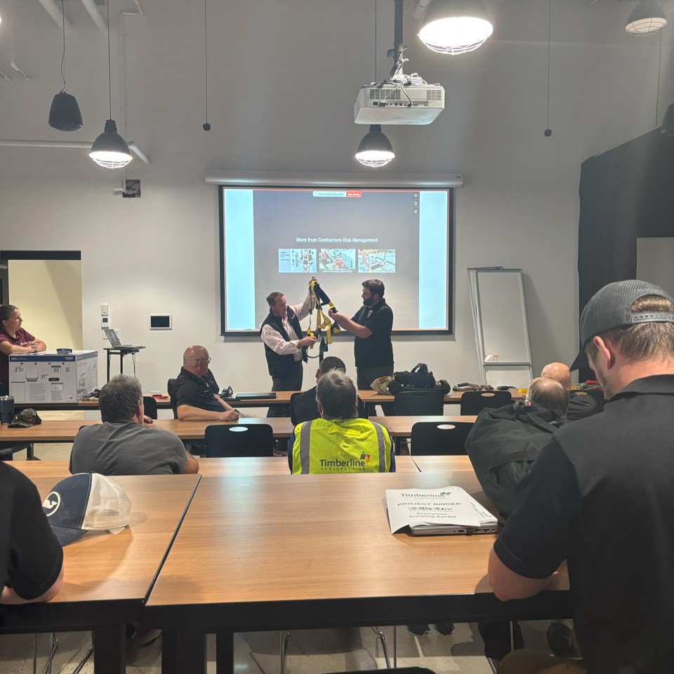 Timberline_Comm's tweet image. Last week, TCI&apos;s Safety Officer, led a fall protection training at @TimberlineConst&apos;s supers meeting. Hands-on harness inspections and safety discussions ensure our team stays safe on elevated spaces, highlighting TCI &amp;amp; TCC&apos;s commitment to safety on every project!
