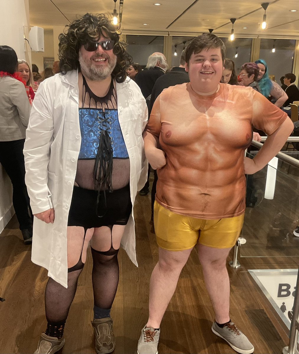 Evening! <a href="/rockyhorroruk/">Rocky Horror Show</a> in <a href="/FarehamLive/">Fareham Live</a> now, where’s <a href="/JDonOfficial/">Jason Donovan</a> !