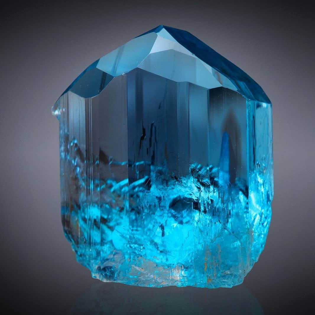 Spectacular lustrous Gemmy Deep sky blue Euclase crystal From Eastern Emerald Belt, Cundinamarca Department, Colombia 

Photo : Mineral Masterpiece